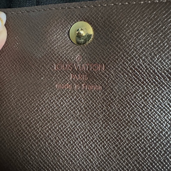 LOUIS VUITTON Portefeuille Alexandra Damier Ebene Tri-fold Wallet - Picture 4 of 17